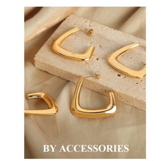 Bông tai nữ titan hình học dáng chữ J lớn cổ điển cá tính không gỉ WE2404 BY ACCESSORIES