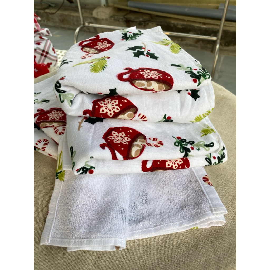 Combo 2 khăn lau hoạ tiết hoa lá hàng xuất dư full tag