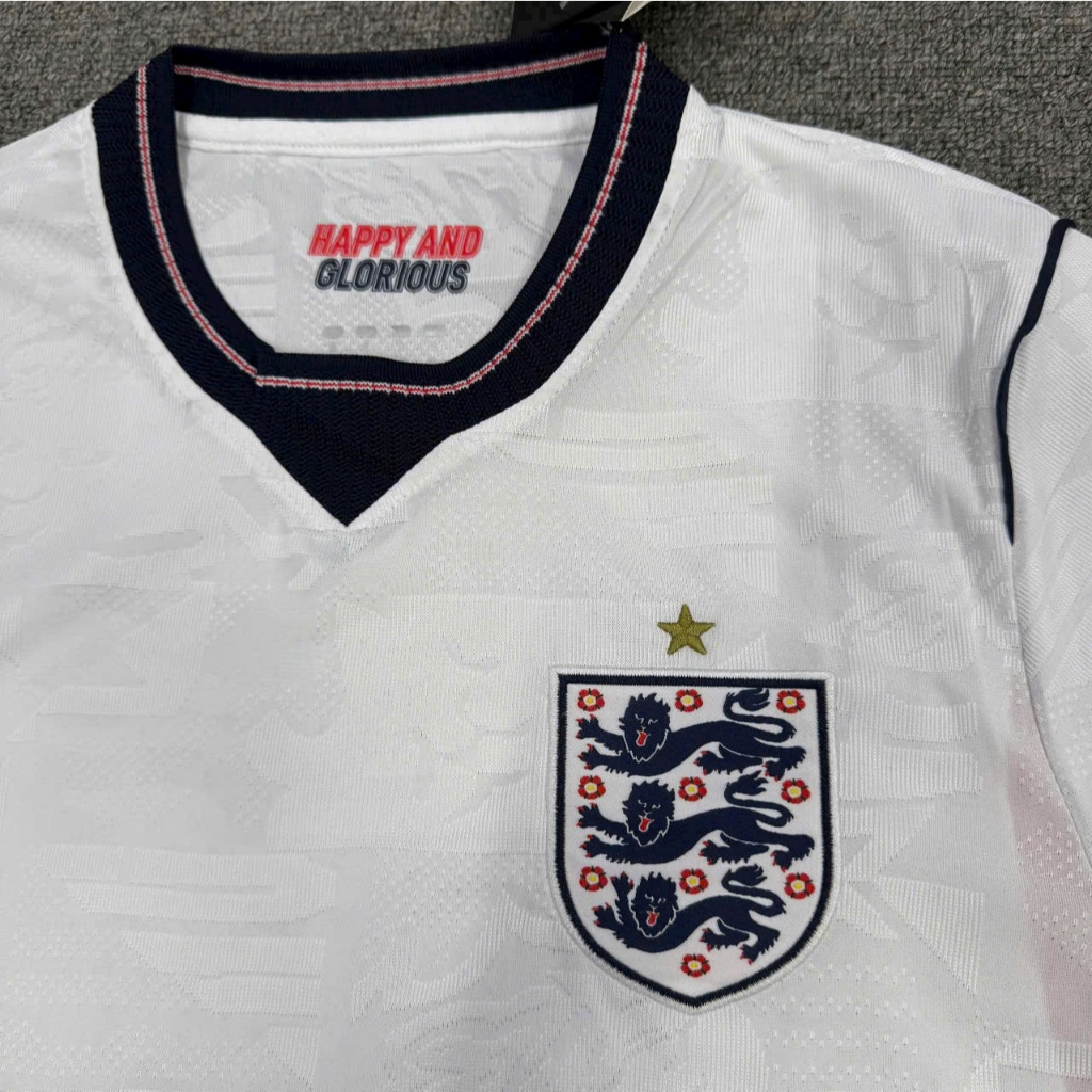 In Tên Số - Bộ Quần Áo Bóng Đá Đội Tuyển Anh World Cup Sân Nhà 2026 - Vải Polyester Gai Thái Cao Cấp