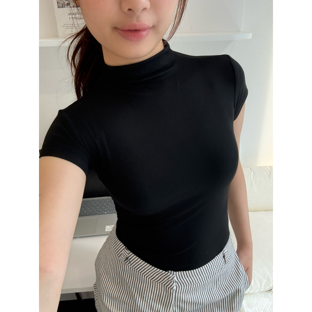 Áo Thun CasualDay Cổ Cao Form Ôm Body Chất Vải Co Giãn, Không Bai Nhão, Xù Lông - CasualDay