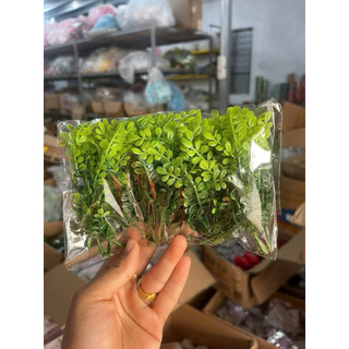 Lá thanh hương nhựa(25 cành) trang trí bánh kem