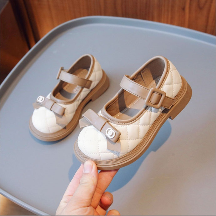 [M030] Giày Búp Bê Bé Gái Quai Ngang Da Mềm Họa Tiết Trần Trám Đính Nơ Xinh Xắn Phong Cách Hàn Quốc Cao Cấp TH Kids