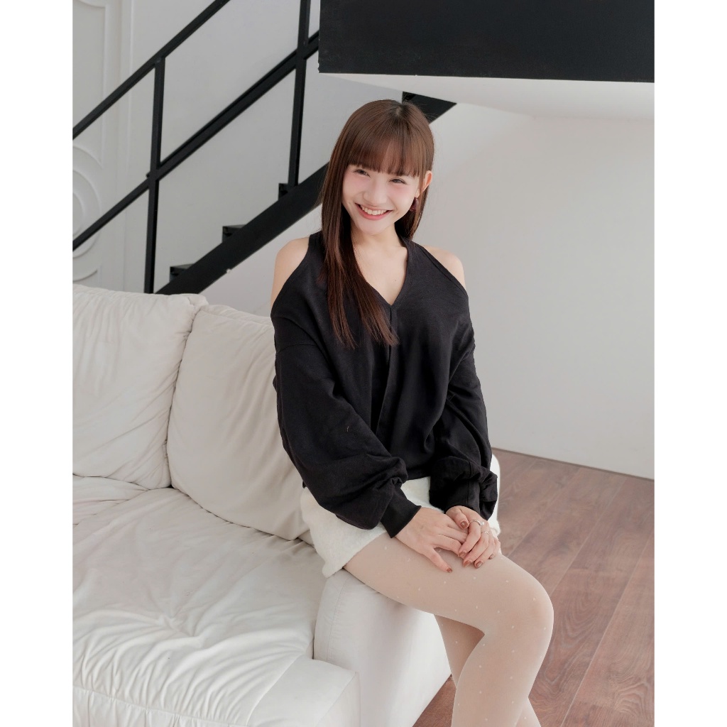 Áo Nữ VANGELI TOP Form Rộng Cổ Yếm Cut Out SECODEE