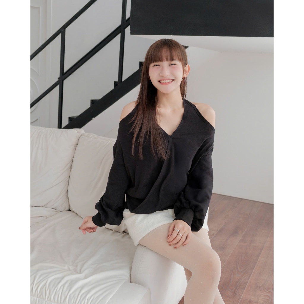 Áo Nữ VANGELI TOP Form Rộng Cổ Yếm Cut Out SECODEE