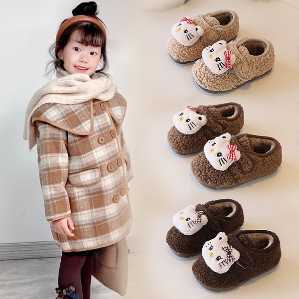 Giày giữ ấm cho bé gái với hình mèo hoạt hình mới mùa thu 2026, giày tuyết thời trang và mềm mại