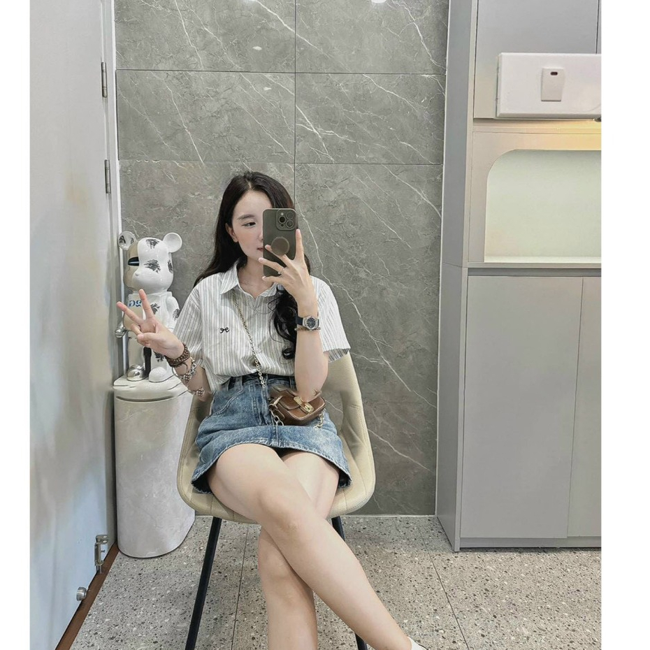 áo sơ mi kẻ sọc nữ cộc tay thêu nơ , áo sơ mi nữ cộc tay thêu nơ kiểu dáng hàn quốc Huyenstore.23 (A142)