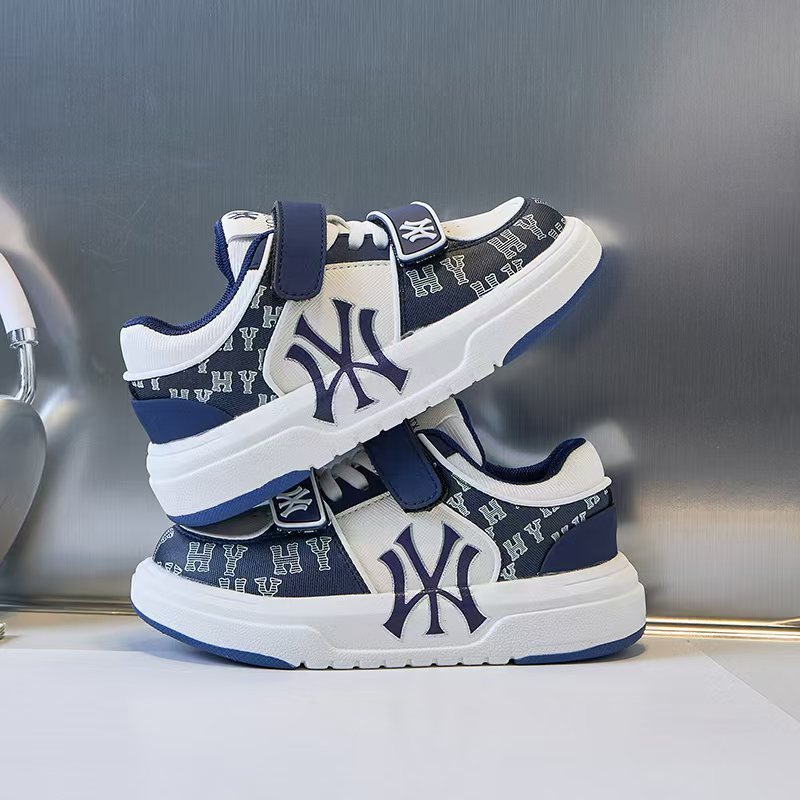 [M128] Giày Thể Thao Bé Trai Phong Cách Hàn Quốc, Giày Sneaker Trẻ Em Họa Tiết Chữ Thêu Cá Tính - Đế Êm Chống Trơn