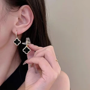 Bông Tai Hình Cỏ Bốn Lá Đính Đá Thời Trang Chất Lượng Cao Cho Nữ Holie Accessories