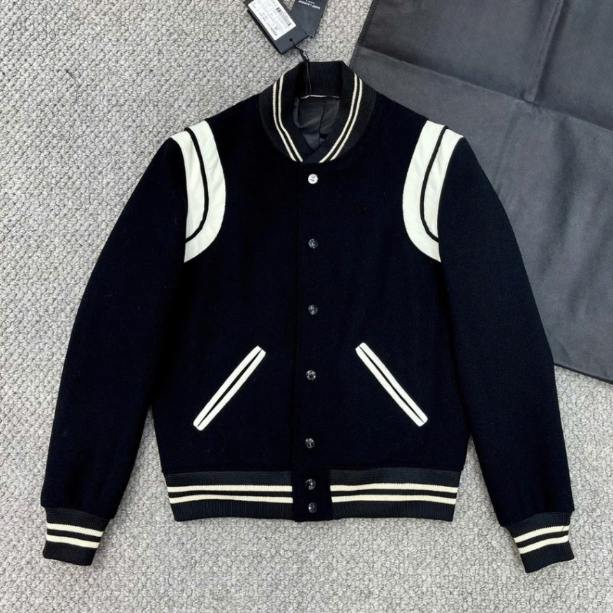 ÁO KHOÁC BOMBER SỌC VAI CHẤT NỈ FOM RỘNG PHỐI ÁO CÚC BẤM TRẺ TRUNG - K1