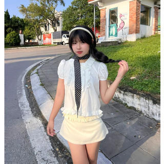 Chân váy nữ MONÁ chân váy ngắn chấm bi chất Kaki nhật thêu trang trí Moná Girls - SOCHI SKIRT