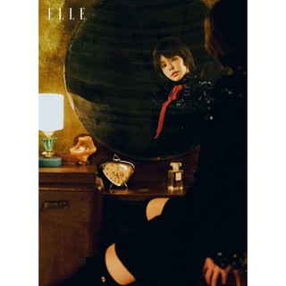 Tạp chí ELLE Việt Nam Tháng 10/2025  - TIA LEE - TIMELESS GLAMOUR