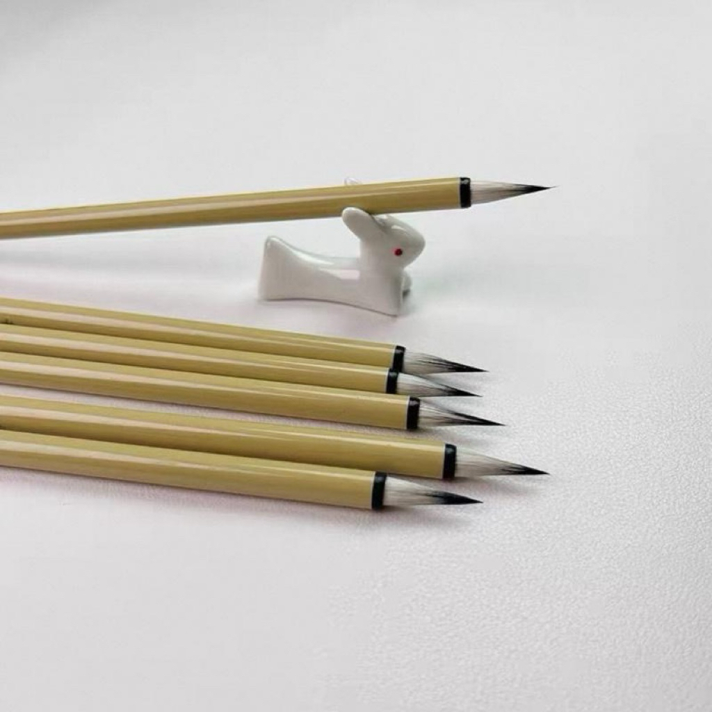 Bút tiểu Khải lông cừu Thất tử Tam Dương xuất phong 1,8cm, khẩu kính 0.5cm