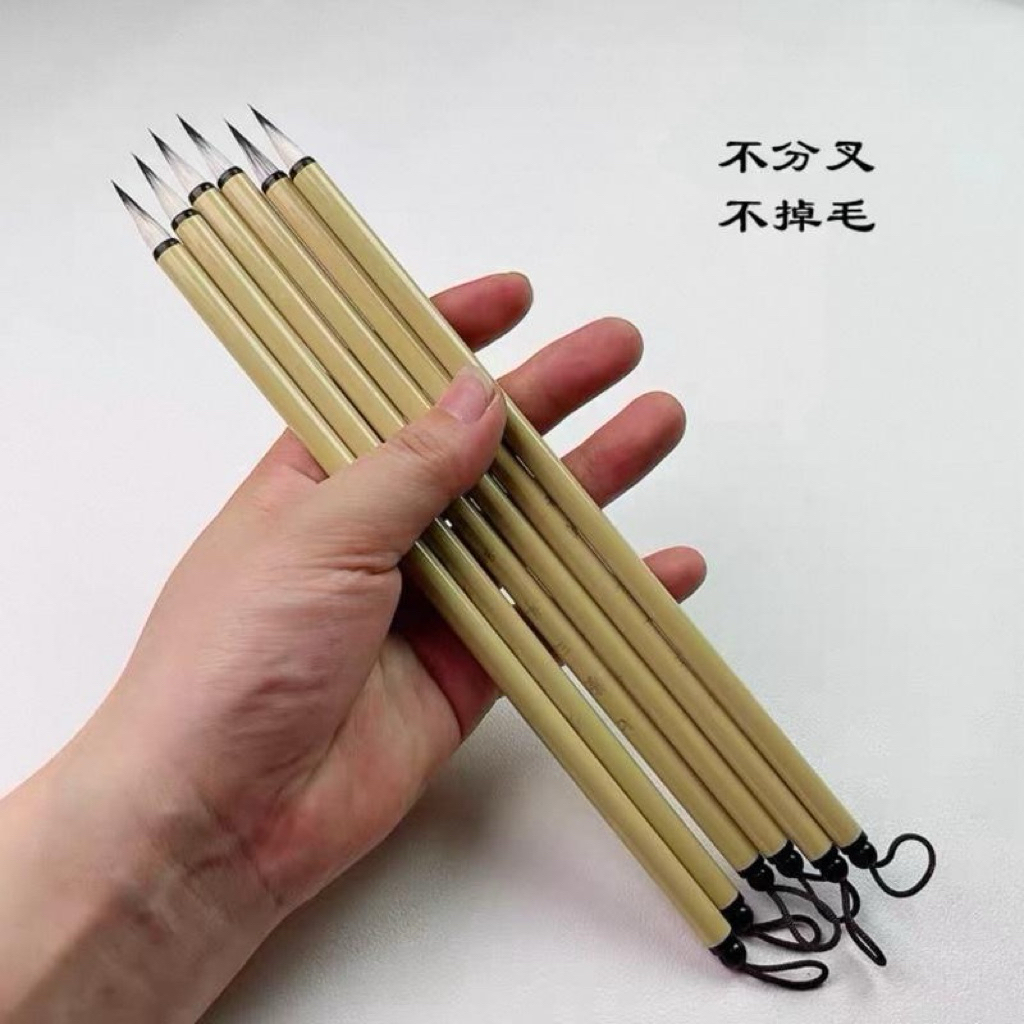 Bút tiểu Khải lông cừu Thất tử Tam Dương xuất phong 1,8cm, khẩu kính 0.5cm