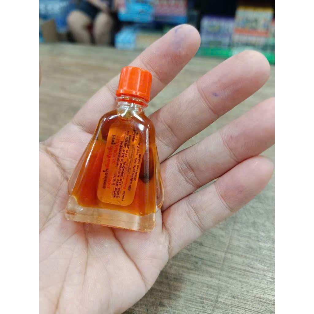Dầu Thảo Dược Thái Lan 7cc – Nhỏ Gọn Tiện Lợi, Dùng Mọi Lúc Mọi Nơi