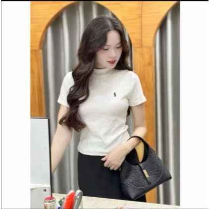Áo Thun Nữ Logo Ngựa Basic From chuẩn Tôn da,Tôn Dáng Chất Thun Tăm Cao Cấp Ôm Body Siêu Đẹp