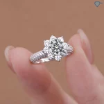 Nhẫn bạc nữ đính Moissanite 6.5ly xi kim kèm thẻ tra cứu mặt bông hoa 8 cánh tinh tế, sang trọng NNM0004 - Trang Sức TNJ — ảnh 2