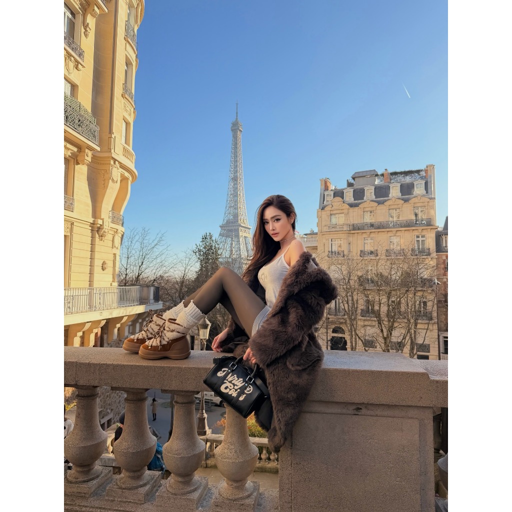Túi xách DirtyCoins Logo Mini Bowler Bag | BigBuy360 - bigbuy360.vn