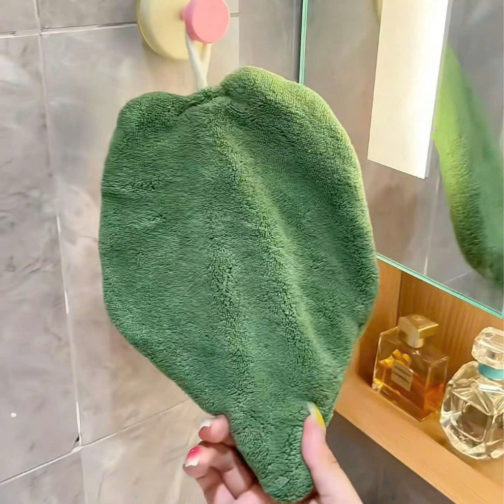 Khăn lau tay hình lá cây có dây treo tiện lợi thấm hút nhanh