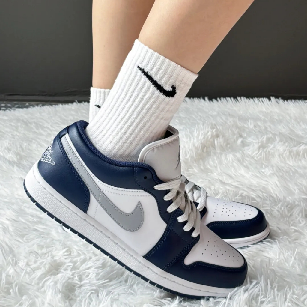(Tăng 1 size) Giày Thể Thao Cổ Thấp, Giày Sneaker Navy Sọc Xám Phong Cách Thời Trang Nam Nữ