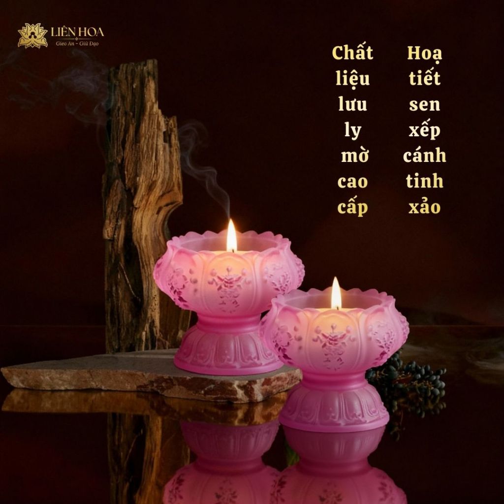 Cặp Đế Nến Lưu Ly Hoa Sen Liên Hoa – Đế Cao – Chân Nến Thờ Phật Thuỷ Tinh Cao Cấp (1 Cặp)