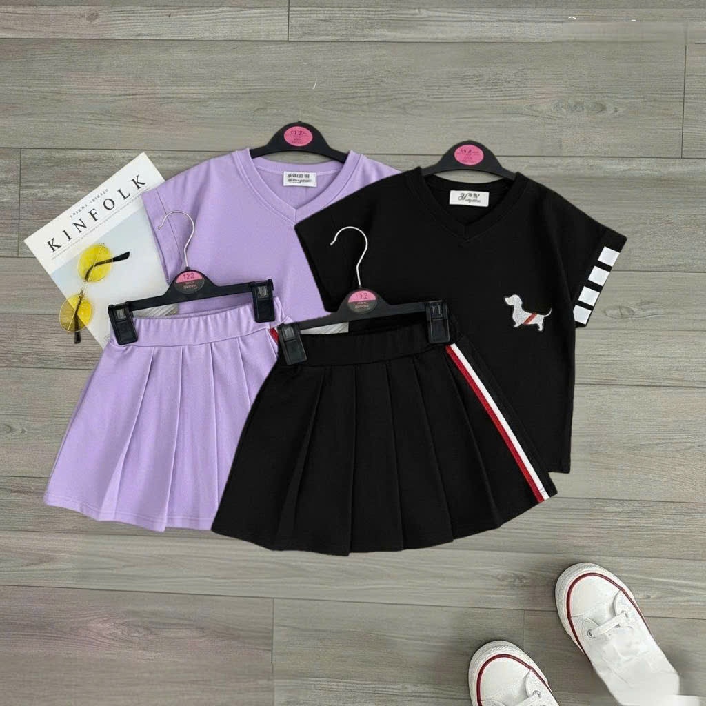 4-15 tuổi. Sét chân váy xếp ly có lót trong cho bé gái 3 màu, in hình cún chất vải cotton mềm mịn thoải mái.V09