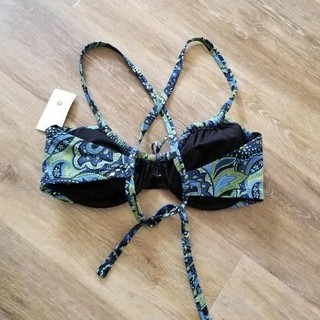 (Size M)Bộ đồ bơi,bikini 2 mảnh cho nữ họa tiết nổi bật áo dây buộc có gọng sẵn đệm mút hàng cao cấp