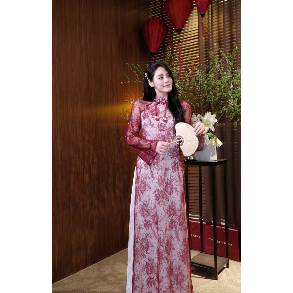 Set Áo Dài Tết 2026 Phối Ren Lưới Kèm Tag Trâm Ngực - Hàng Thiết Kế - Màu Đỏ - TYCLOTHING