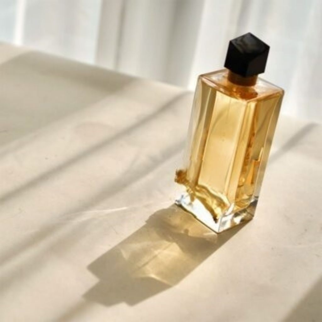 Nước hoa nữ hương tươi mát - Chai chiết 10ml sang trọng, gợi cảm, tỏa hương cả ngày.