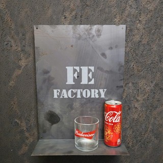 KỆ SẮT TREO TƯỜNG ĐỂ CAFE – FEFactory MIỄN PHÍ KHẮC LOGO THEO YÊU CẦU