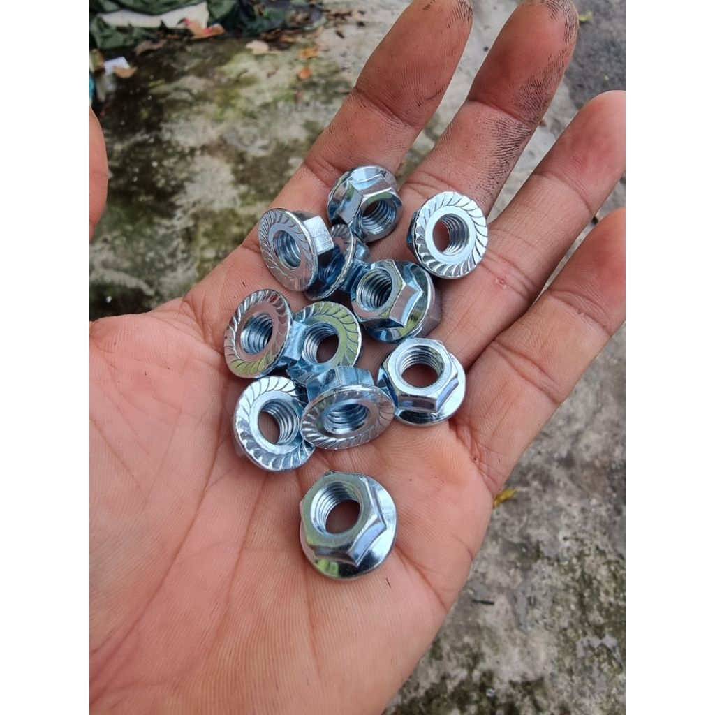 Con tán - Giá Tốt, Miễn Phí Vận Chuyển, Đủ Loại | Shopee Việt Nam