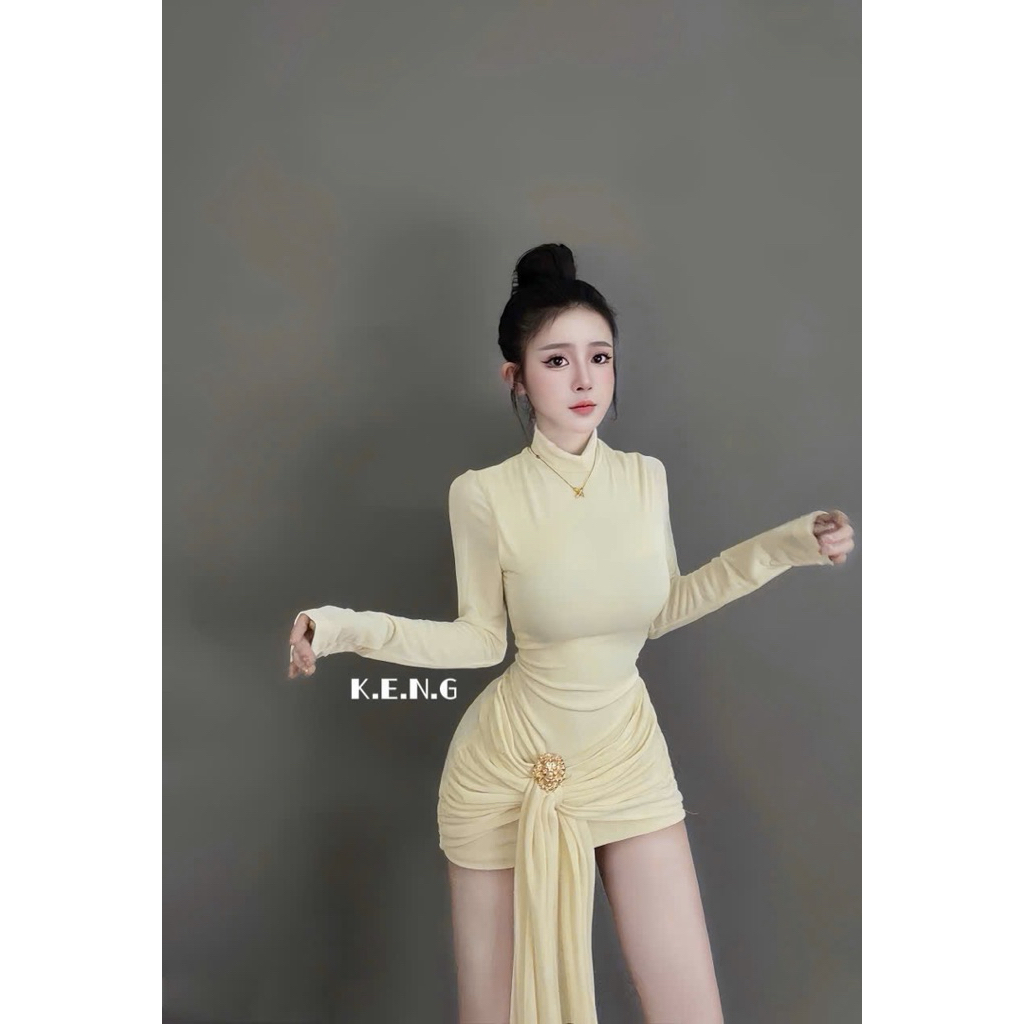 Đầm body nhúng phối vạt kèm tag cài xinh