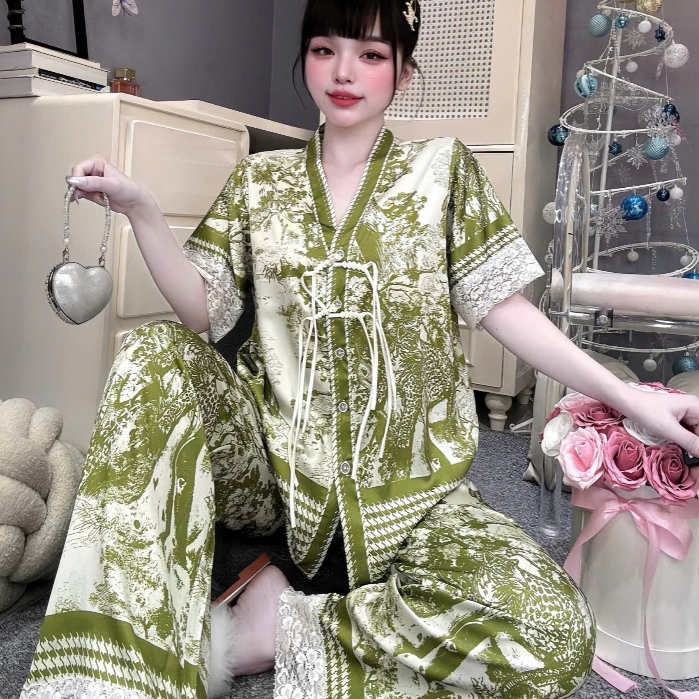 Đồ ngủ dễ thương,đồ bộ nữ đồ mặc nhà,set đồ nữ cổ Y nút thắt lụa mịn mát họa tiết cute hottrend[210]