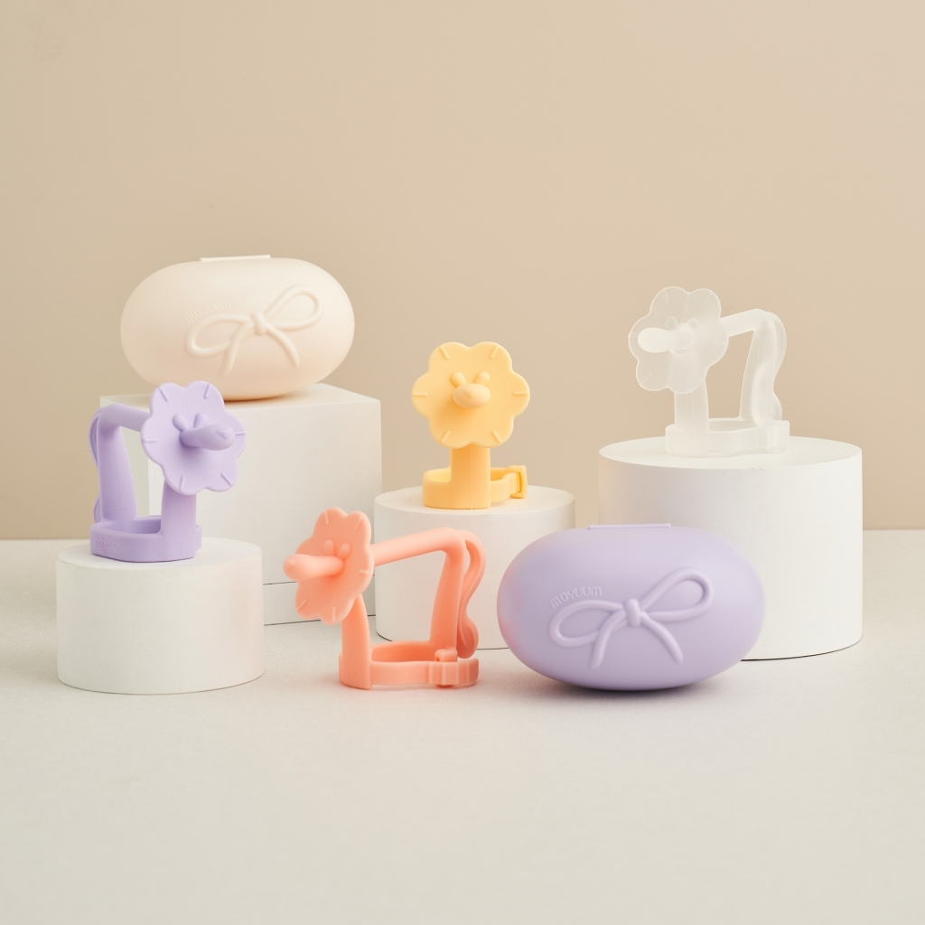 [kèm hộp đựng] Gặm Nướu Moyuum Hình Sư Tử Cho Bé – Silicone An Toàn, Dễ Cầm dành cho bé từ 3M+