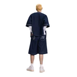 Quần short xanh navy