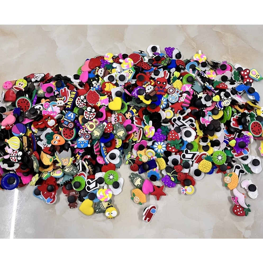 Sticker có nút gắn dép đủ loại để trang trí dép lỗ, dép cross cho bé trai bé gái siêu xinh