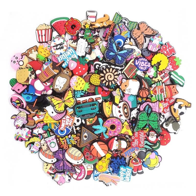 Sticker có nút gắn dép đủ loại để trang trí dép lỗ, dép cross cho bé trai bé gái siêu xinh