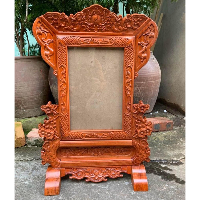 khung ảnh thờ chiện mai kích thước 20x30, 25x35 trong lòng ảnh, gỗ hương đá, gõ