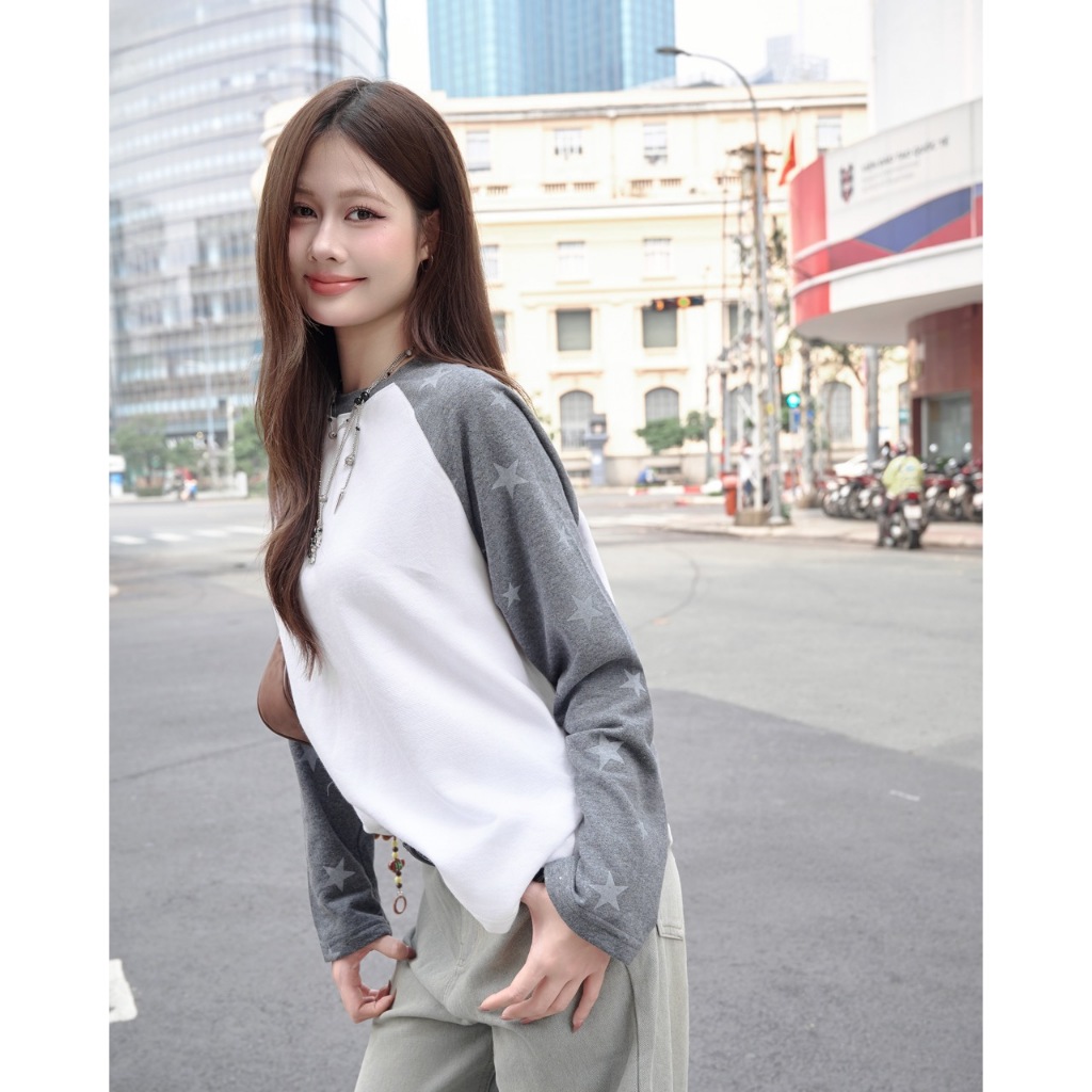 MADMIND Áo Nỉ Raglan Unisex Nam Nữ Tay Dài In Kiểu Vintage Ngôi Sao D14 - Màu Đen, Đỏ, Xám, Sọc Trắng, Sọc Xanh, Sọc Đen | BigBuy360 - bigbuy360.vn