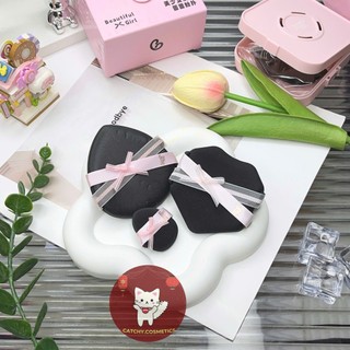 [GUOXIAONIU] Set 3 Bông Mút Tán Nền Guoxiaoniu Che Khuyết Điểm Vỏ Nơ Hồng Đen, Kèm Hộp Đựng