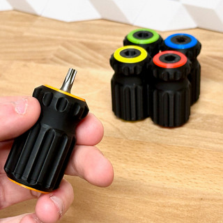 Tay Vặn Bit Mini Bỏ Túi – Có Ngăn Chứa 3 Đầu Bit – Nhỏ Gọn, Tiện Lợi ( Không kèm đầu bit )