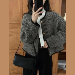 Áo khoác nữ dáng ngắn phong cách tiểu hương Pháp jacket thu đông cao cấp, thiết kế cổ điển thời trang
