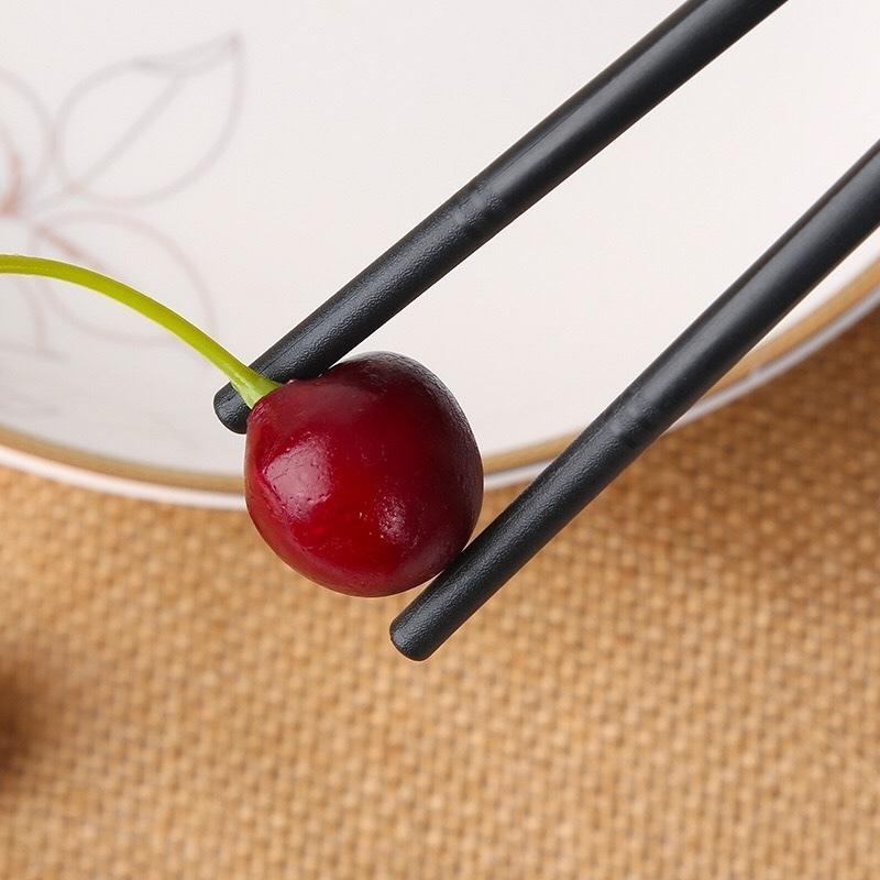 ✨【ĐŨA HỢP KIM MẠ VÀNG CAO CẤP】Bộ 10 Đôi Đũa Sang Trọng - Chất Liệu Bền Đẹp, Không Gỉ, An Toàn Thực Phẩm | Phù Hợp Cho Gi
