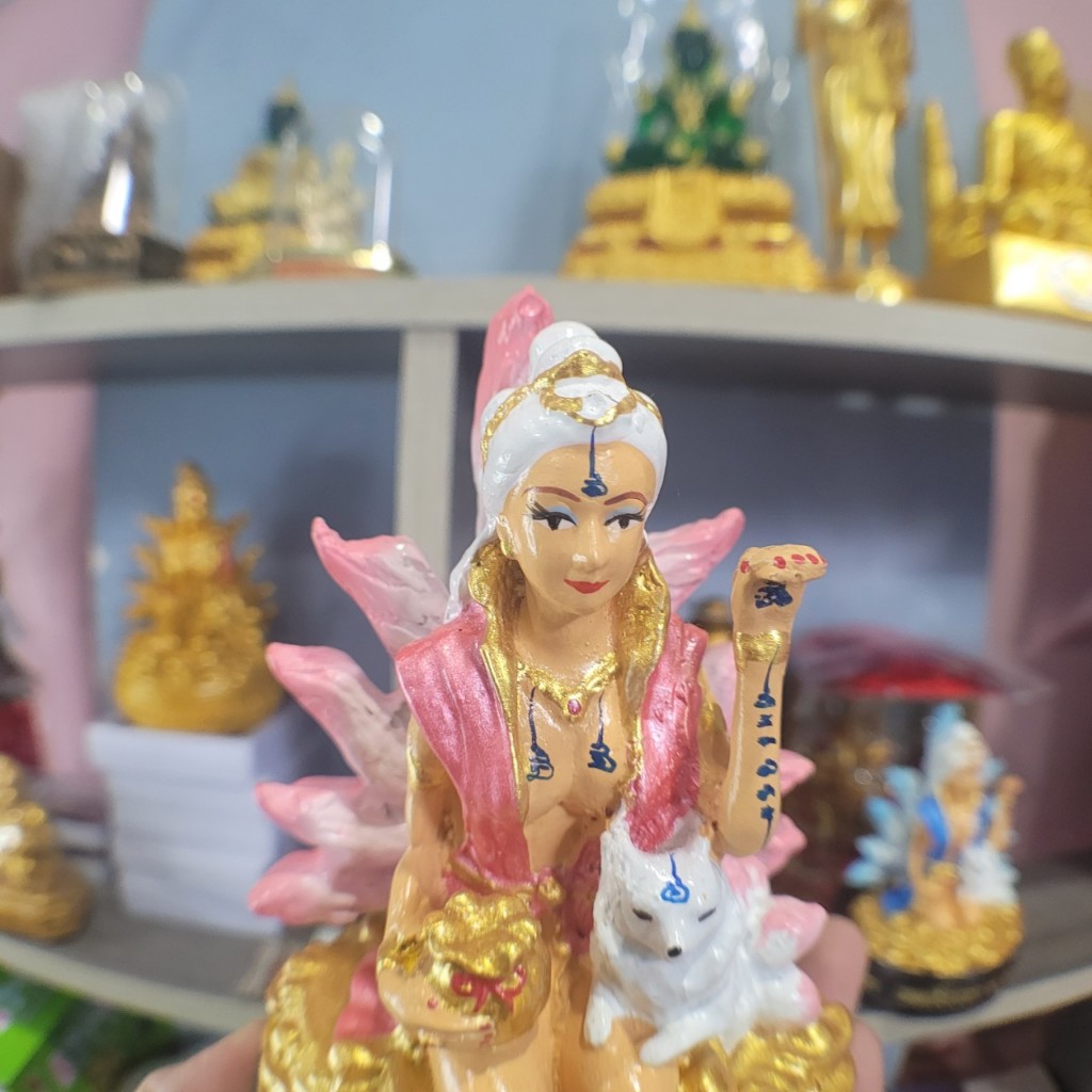 Vật Trang Trí Hình Tượng Mini Màu Hồng Dễ Thương Cao 12cm Quà Tặng Bạn Bè Người Thân