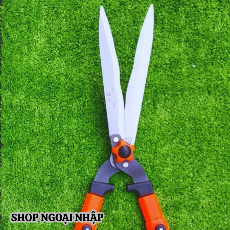 Kéo SK5 JAPAN chuyên xén cỏ tỉa cành cây trên cao tăng giãn dài 95cm