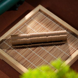 Nhang Vân Mây Tự Nhiên Chìm Nước - Phân Khúc Cao Cấp - 1 hộp 38 Vân - Tặng Lư Mini- Trầm Hương Yên Lộc