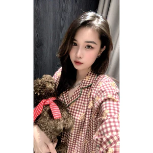 Bộ ngủ gấu caro đỏ đôi nam nữ Lunaluz Made in Korea