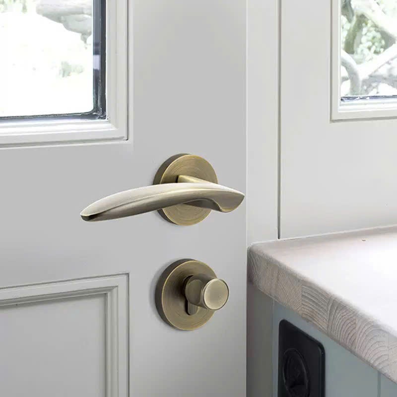 Product image Khóa Cửa Tay Gạt Hợp Kim Kẽm (Đồng Thau) Cao Cấp – Bền Đẹp, Chống Gỉ 2