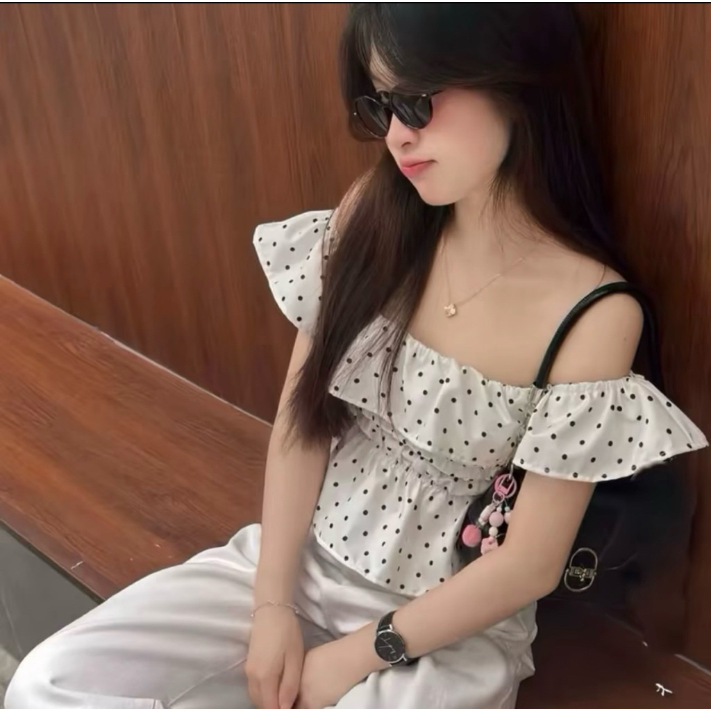 | LYN WEAR | Áo Trễ Vai Chấm Bi Nữ Dáng Babydoll Bo Eo – Đi Chơi Đi Cafe basic dễ phối