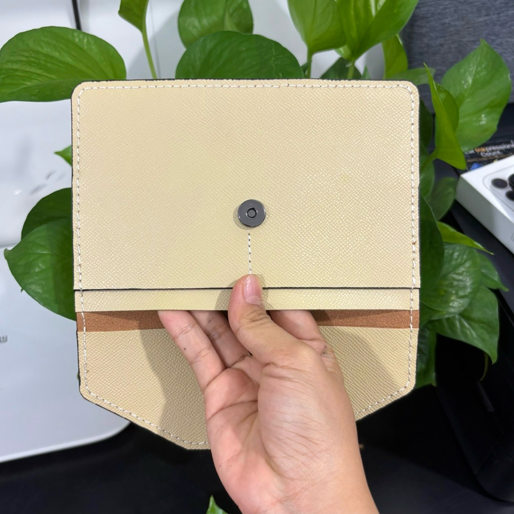 (Da Bò Thật) Ví Đựng Giấy Tờ Đăng Kiểm Xe Ô Tô Da Bò EPSOM - Mẫu 02 Màu Beige - VDK-DB02-BG