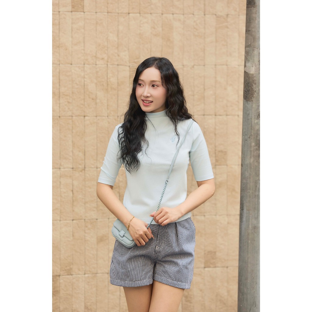 Quần short form A Gmorning - GUMAC chất liệu sọc denim ống rộng túi hàm ếch YSHG07015